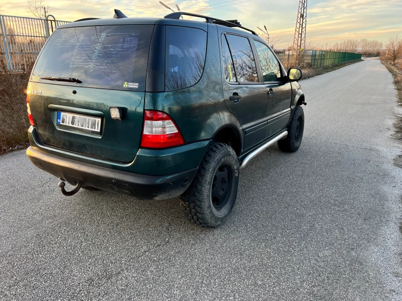 Mercedes-Benz ML 230 Offroad, снимка 3 - Автомобили и джипове - 48643289