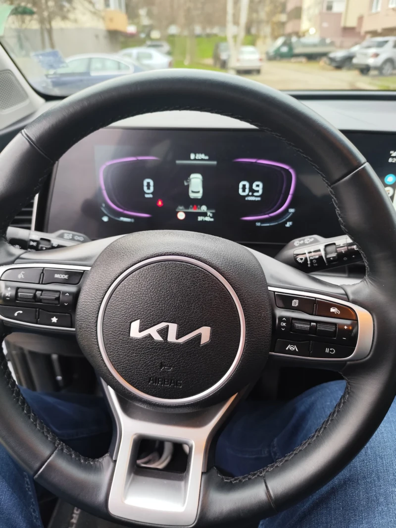 Kia Sportage, снимка 13 - Автомобили и джипове - 52882100