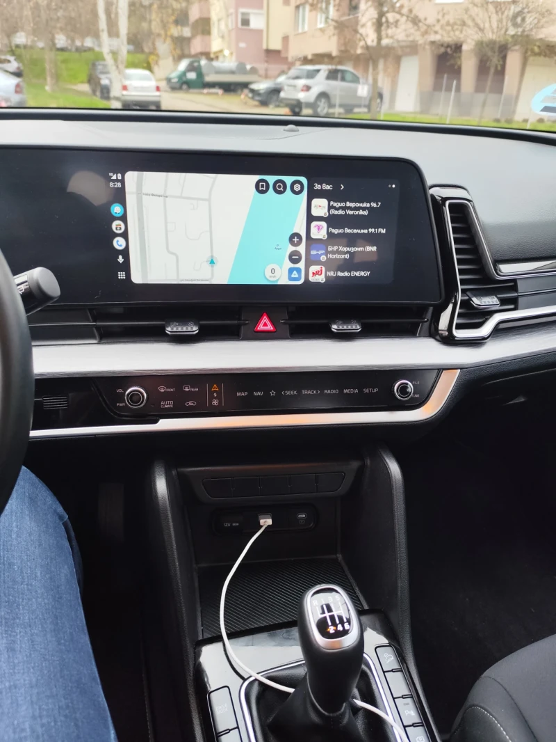 Kia Sportage, снимка 10 - Автомобили и джипове - 52882100