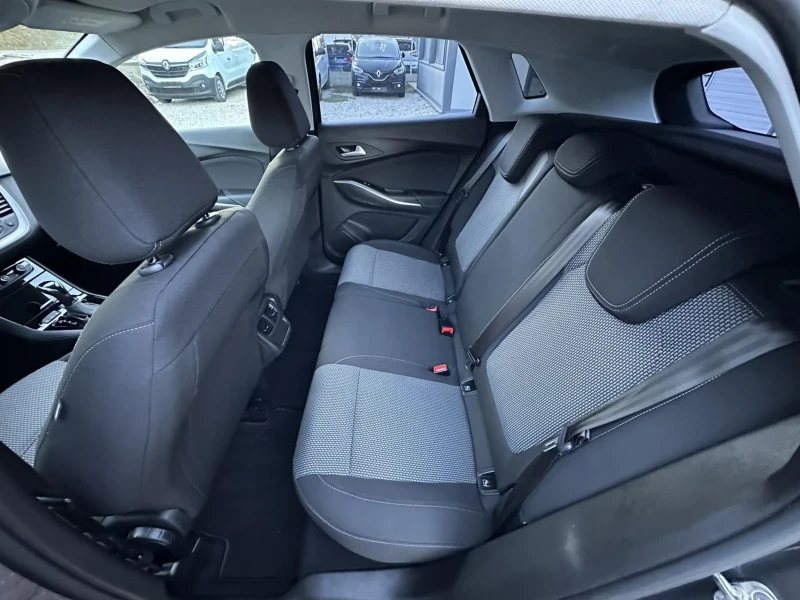 Opel Grandland X 1.5CDTI AVTOMAT тор 141000km, снимка 13 - Автомобили и джипове - 53035257