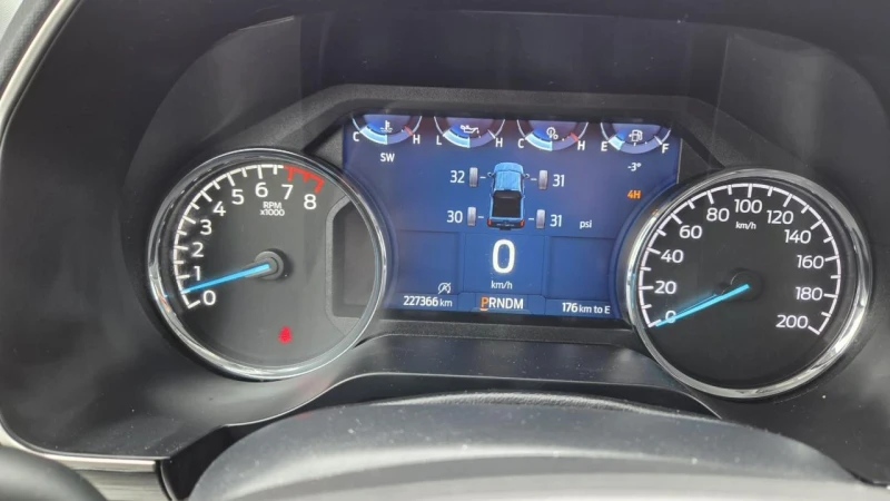 Ford F150 XLT, 4X4, SUPERCREW, 5.5FT BOX, NAVI, Flex Fuel, снимка 10 - Автомобили и джипове - 53156588