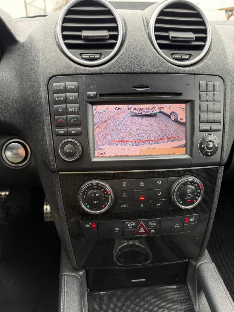 Mercedes-Benz ML 350 Keyless Go / DISTRONIC / PODGREV / BLIND ASISST, снимка 11 - Автомобили и джипове - 53297998