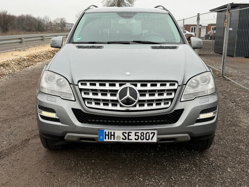 Mercedes-Benz ML 350 Keyless Go / DISTRONIC / PODGREV / BLIND ASISST, снимка 2 - Автомобили и джипове - 53297998