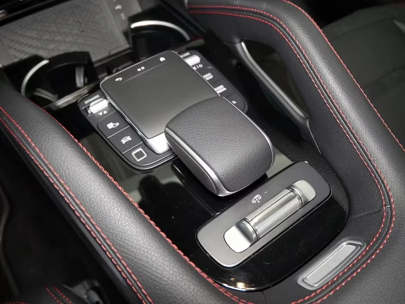 Mercedes-Benz GLE 53 4MATIC AMG/COUPE/PLUG-IN HYBRID/FACELIFT/PANO/BURM/360/, снимка 9 - Автомобили и джипове - 54112421