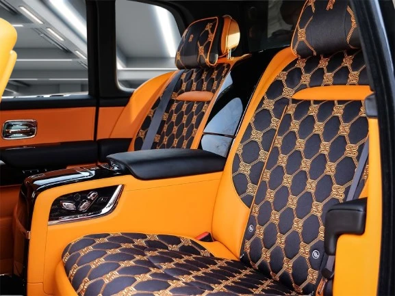 Rolls-Royce Cullinan = NEW = Shooting Star Roof Гаранция, снимка 12 - Автомобили и джипове - 55089320