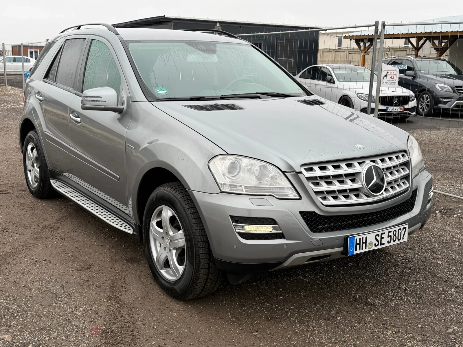 Mercedes-Benz ML 350 Keyless Go / DISTRONIC / PODGREV / BLIND ASISST, снимка 1