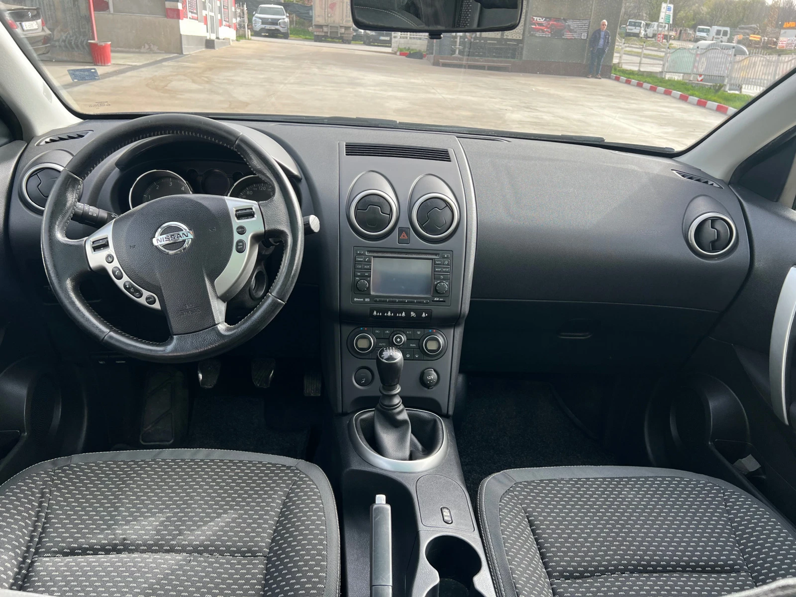 Nissan Qashqai + 2 2.0DCI Panorama - изображение 7