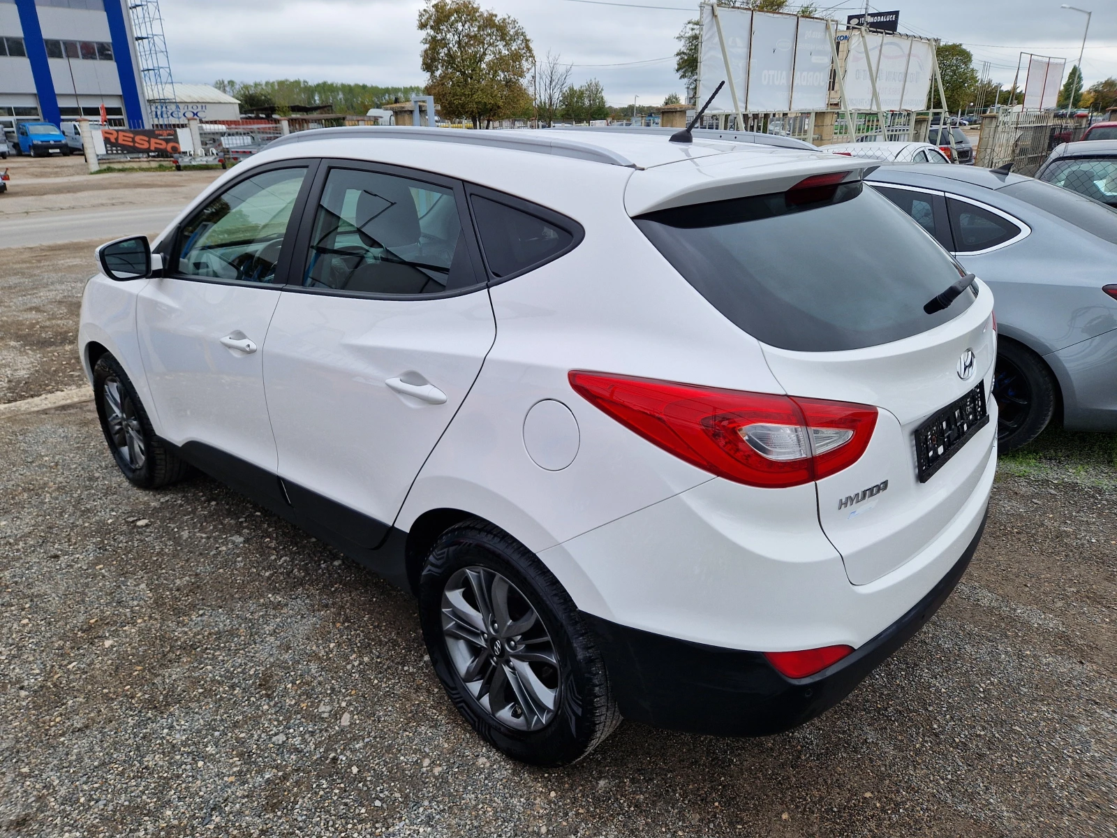 Hyundai IX35 2.0I 4x4 Фейслифт - изображение 5