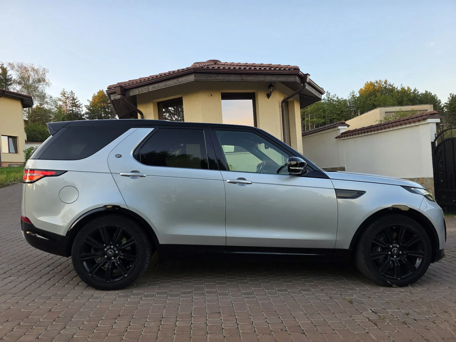 Land Rover Discovery Facelift 3.0HSI 86000km!!!306hp | Mobile.bg   1