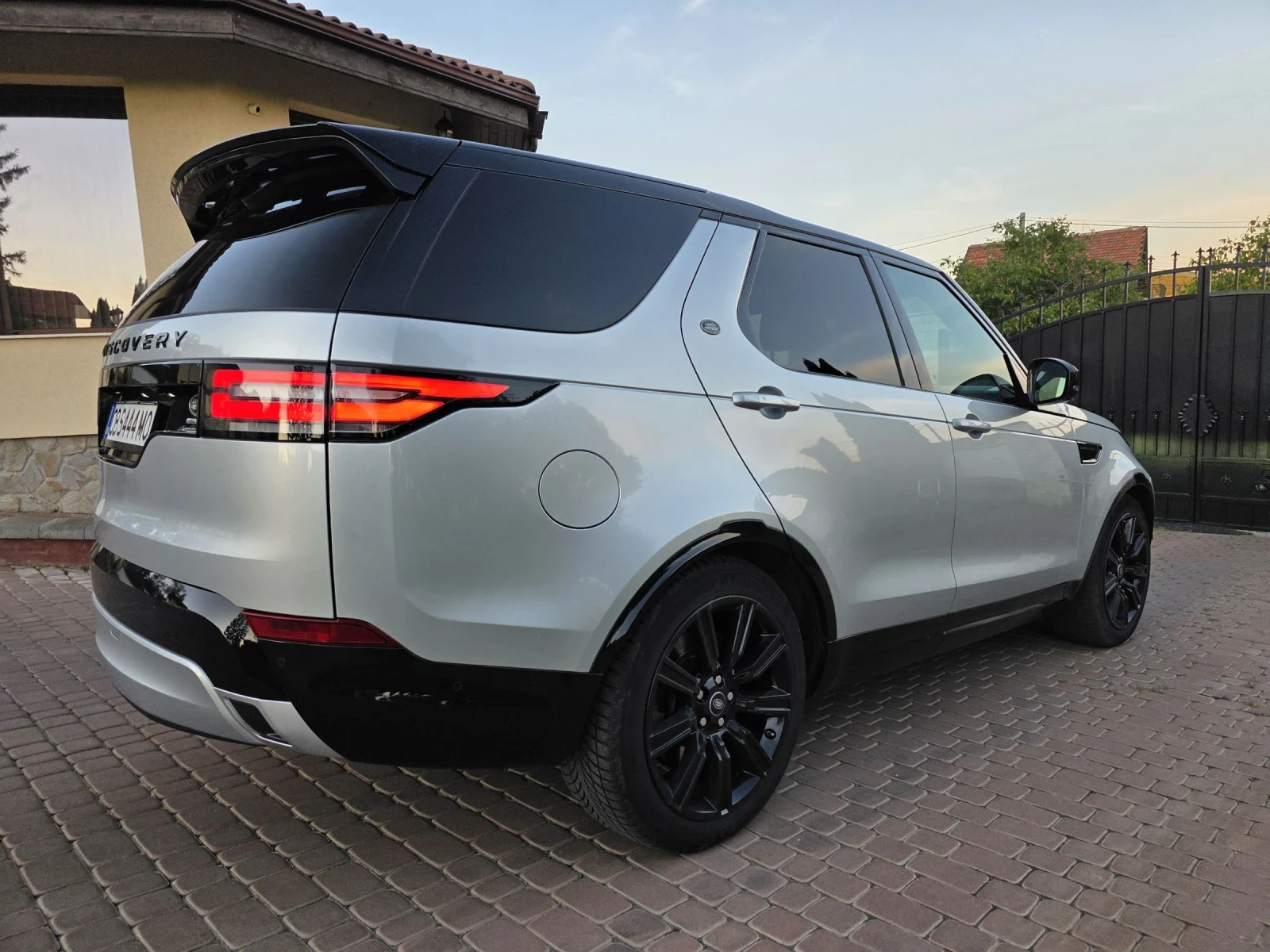 Land Rover Discovery Facelift 3.0HSI 86000km!!!306hp - изображение 5