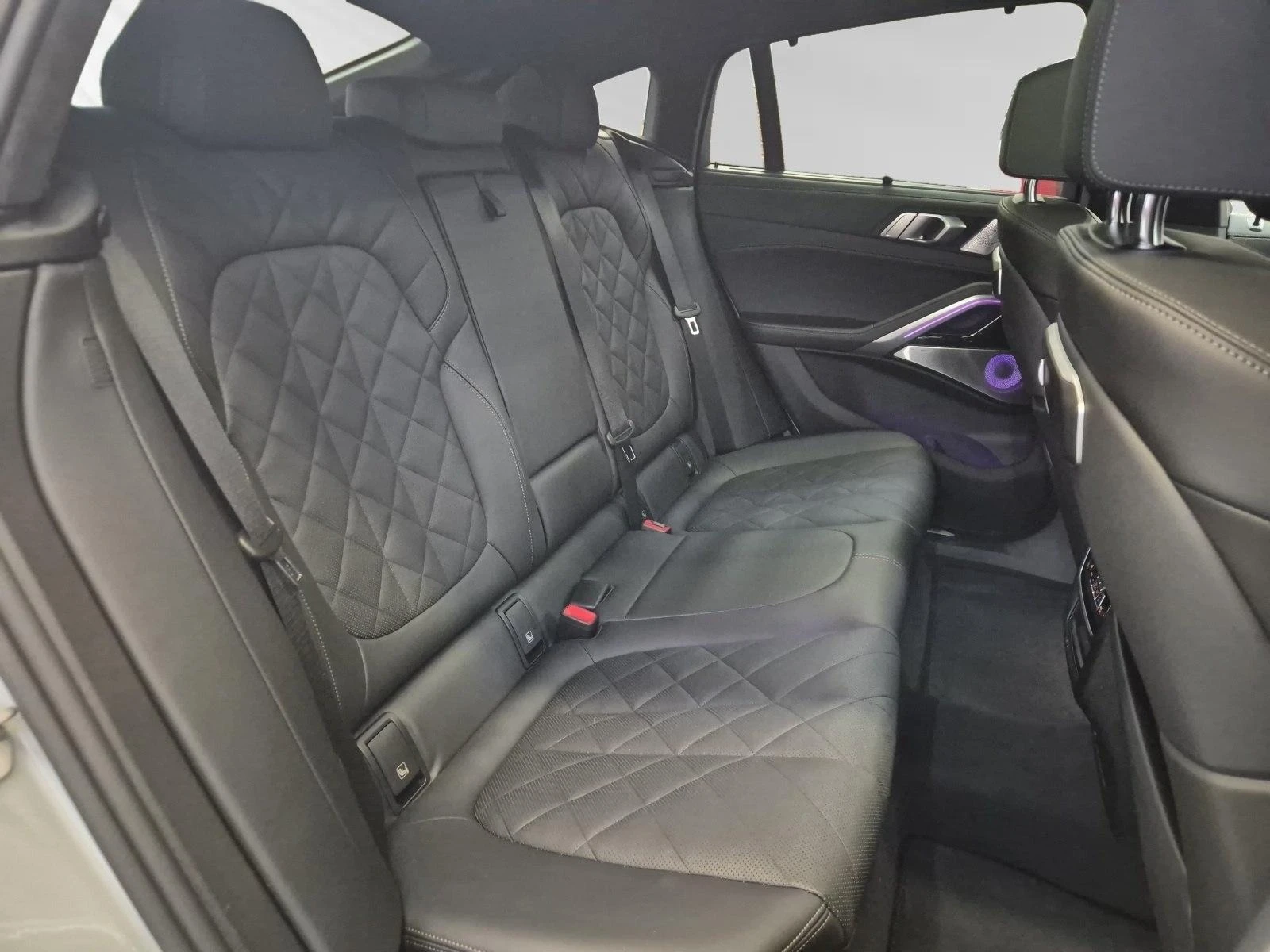 BMW X6 M60i/xDrive/SHADOW/PANO/B&W/360/LED/ | Mobile.bg � ����������� 16