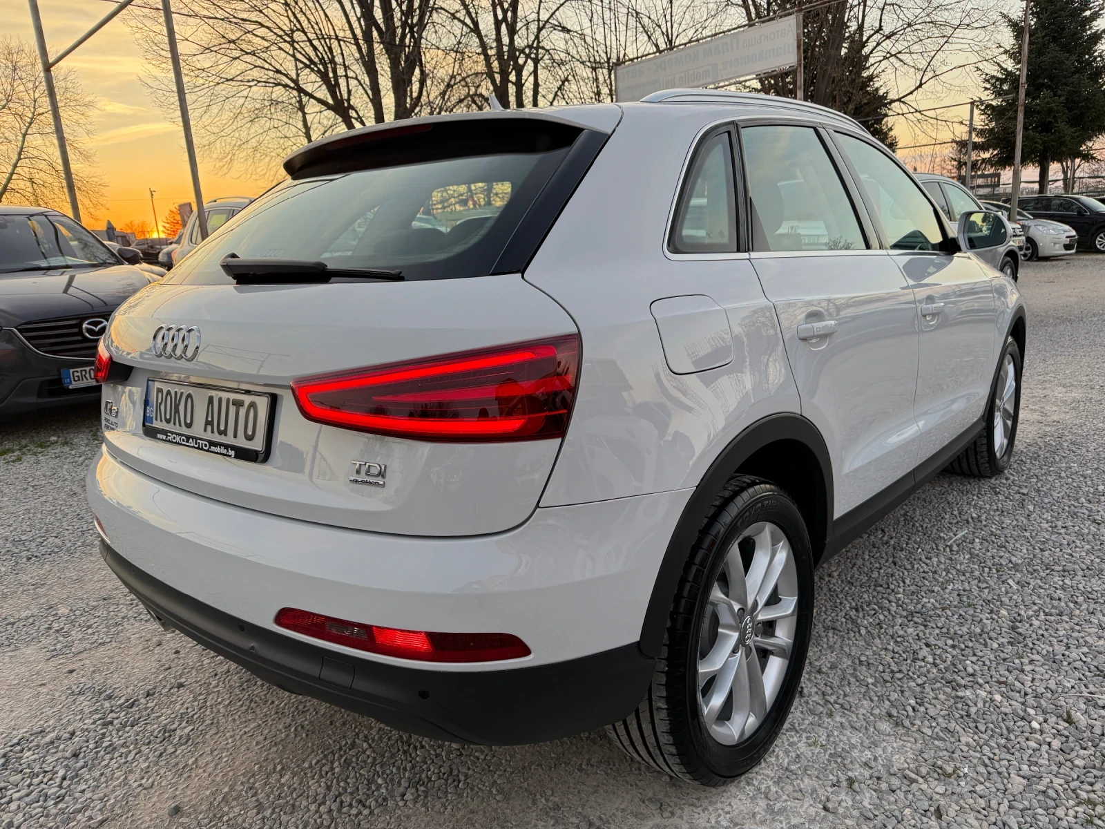 Audi Q3 2.0TDI/АВТОМАТ-F1/НАВИГАЦИЯ/ТЕМПОМАТ/LED -XENON/ , снимка 6 - Автомобили и джипове - 54010167