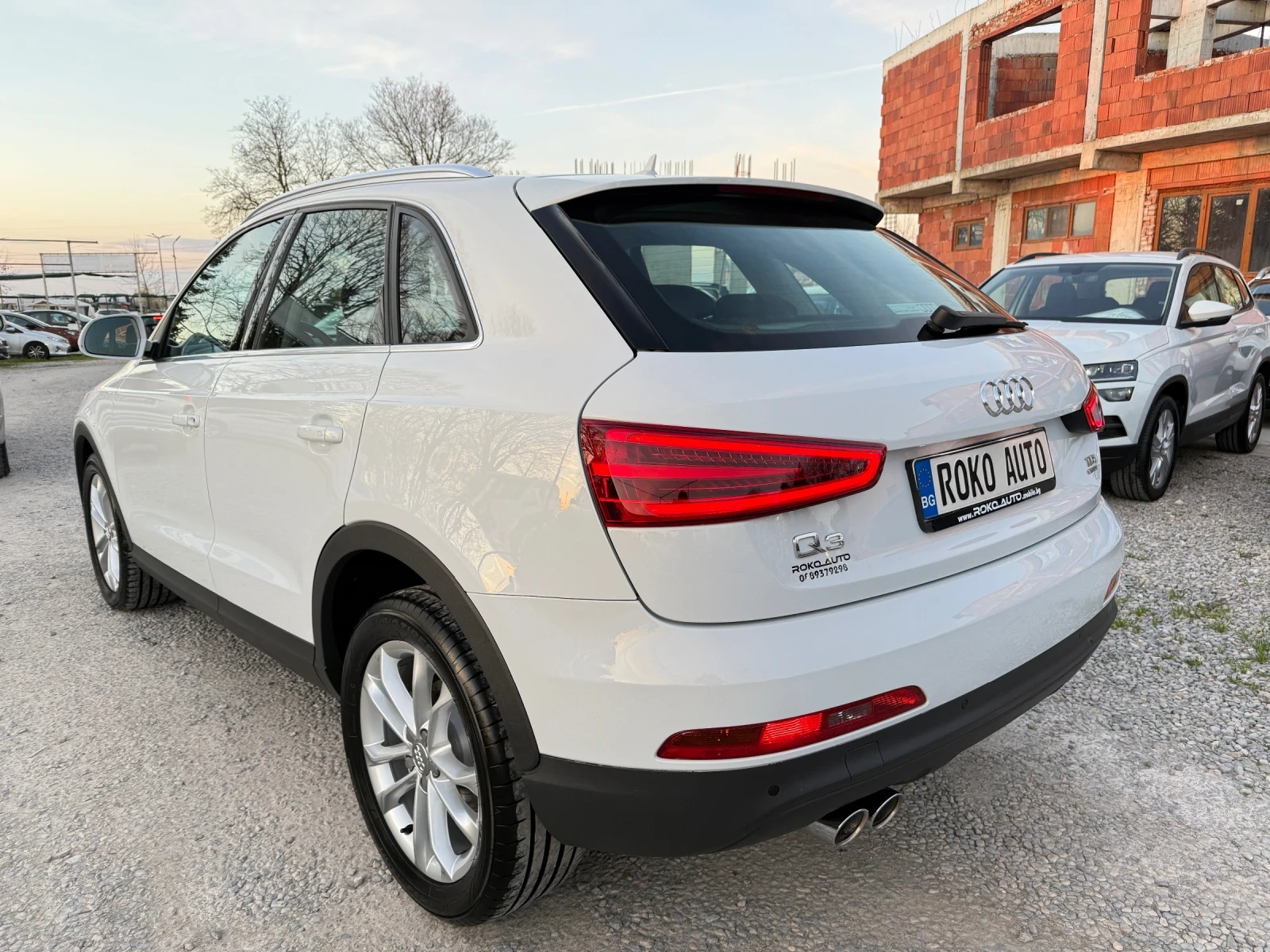 Audi Q3 2.0TDI/АВТОМАТ-F1/НАВИГАЦИЯ/ТЕМПОМАТ/LED -XENON/ , снимка 4 - Автомобили и джипове - 54010167