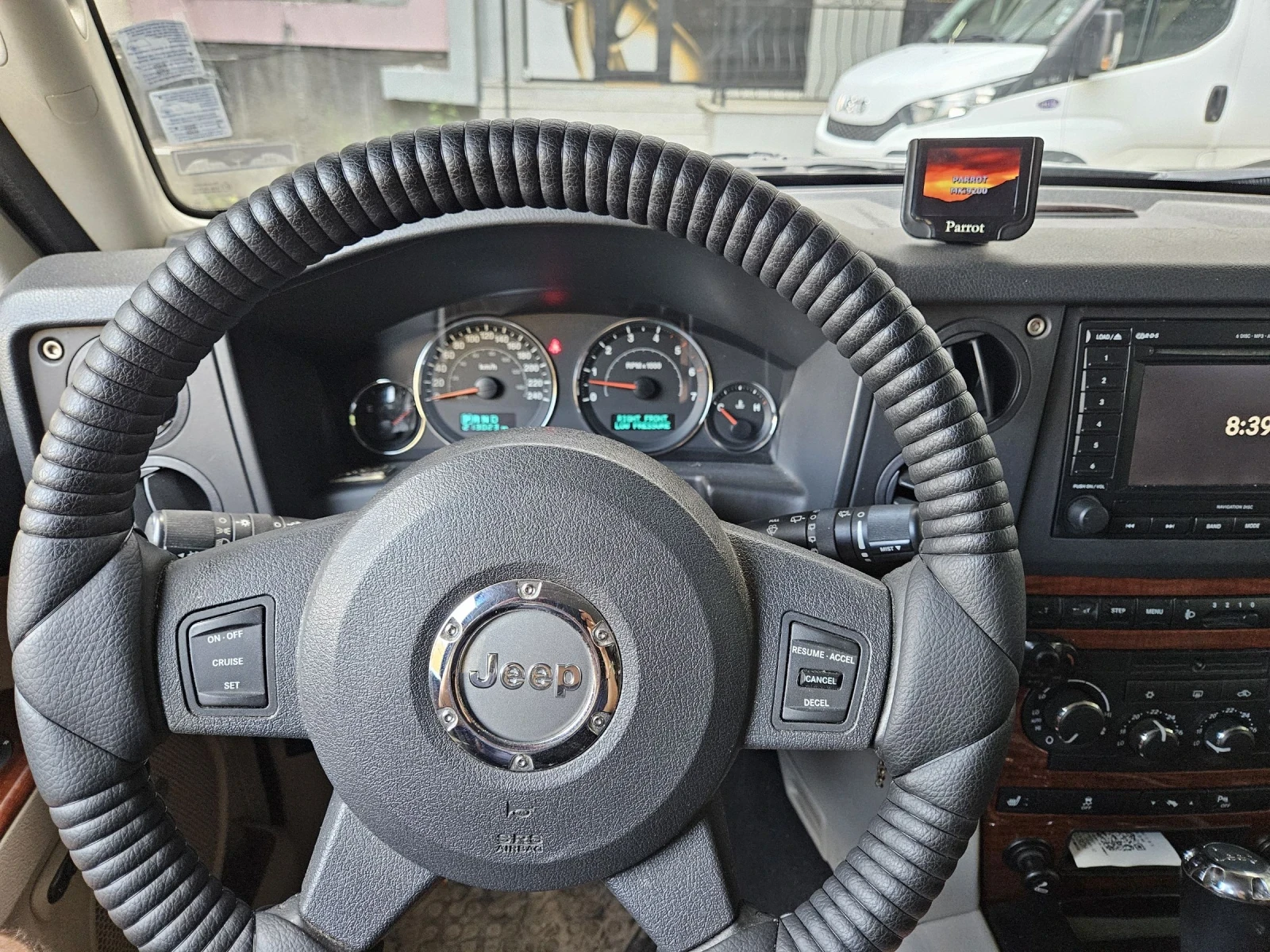 Jeep Commander 3.0 218HP, снимка 6 - Автомобили и джипове - 54828830