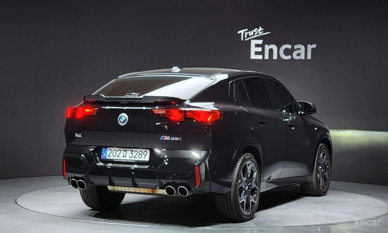 BMW X2 M35i* HARMON* KARDON* ХЕДЪП* 360КАМЕРА* , снимка 2 - Автомобили и джипове - 54932927