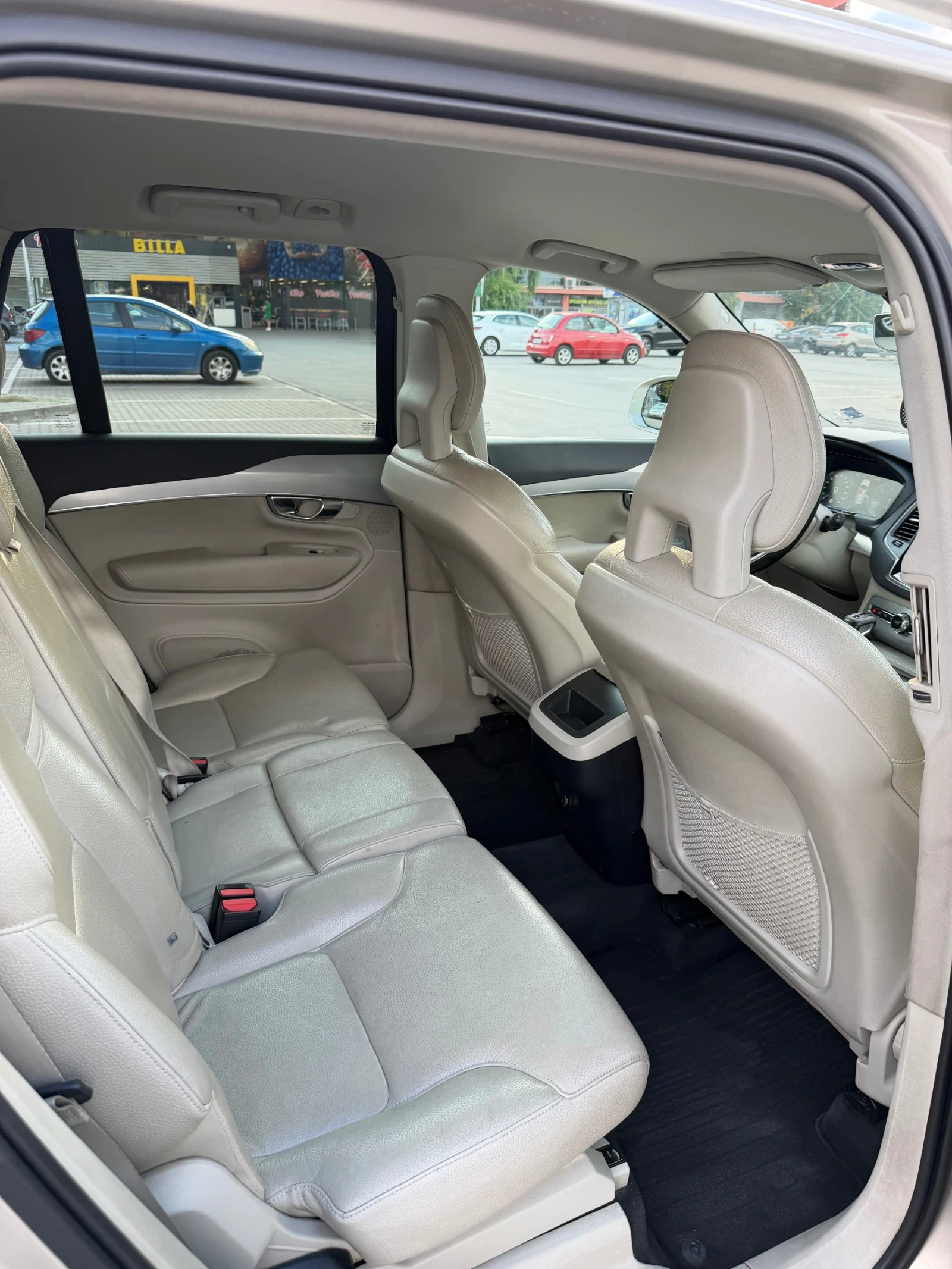 Volvo Xc90 D5, снимка 10 - Автомобили и джипове - 55269681