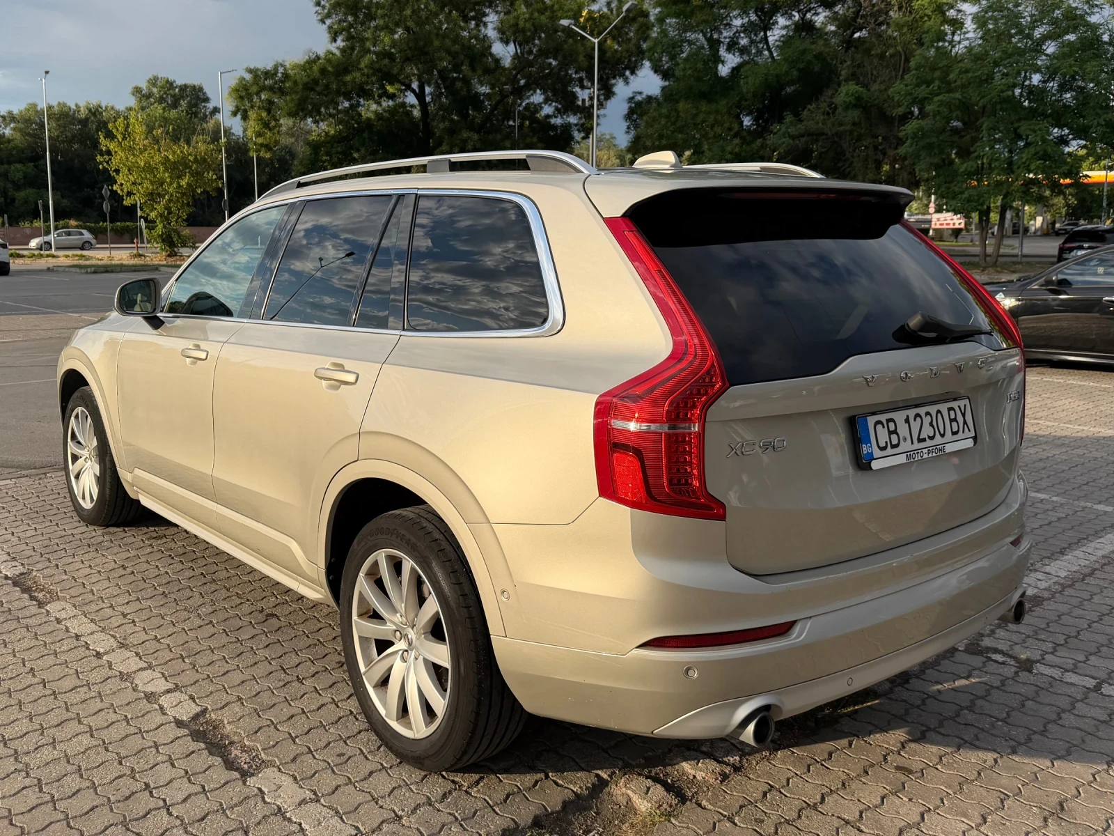 Volvo Xc90 D5, снимка 7 - Автомобили и джипове - 55269681