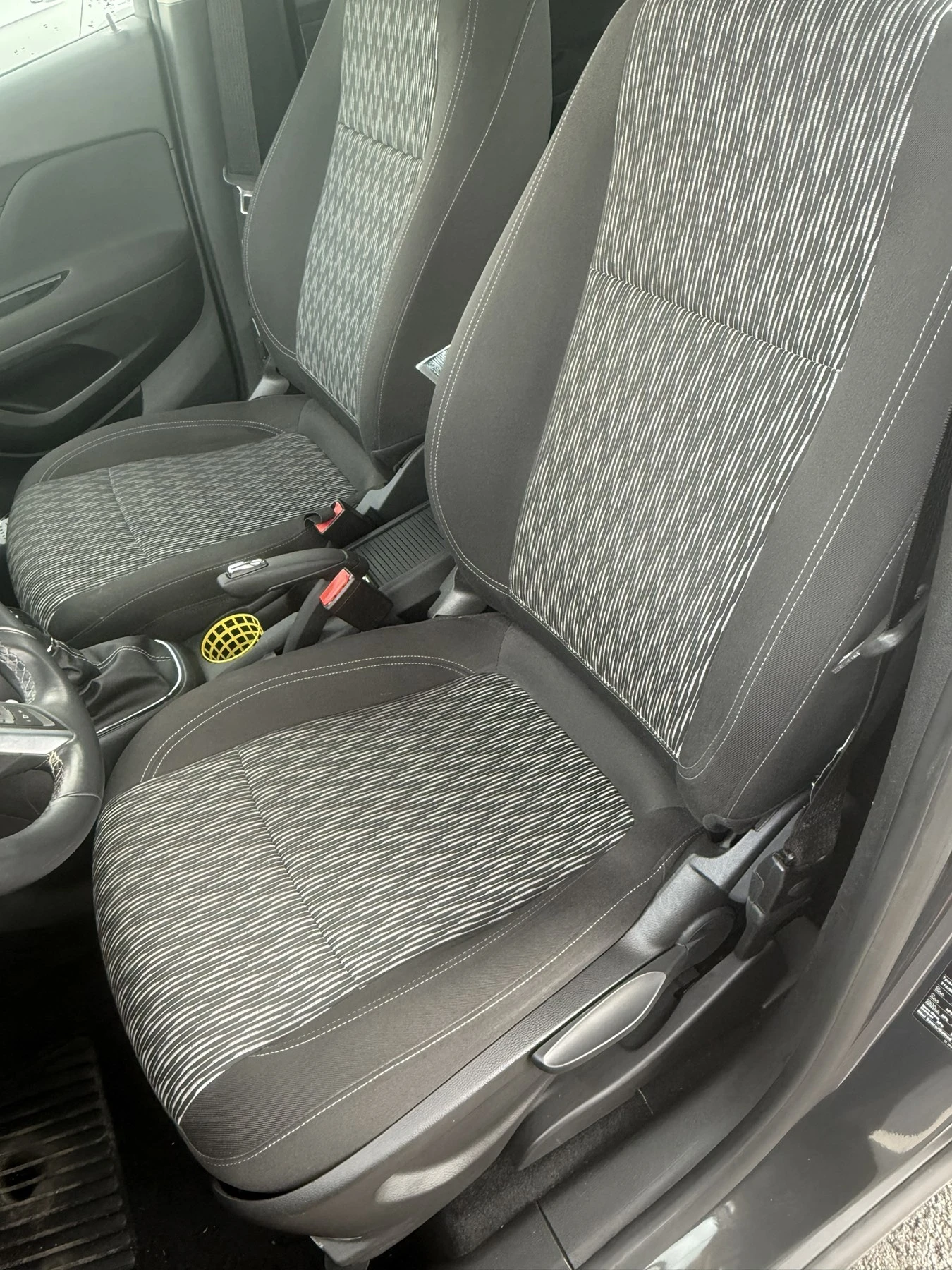 Opel Mokka, снимка 12 - Автомобили и джипове - 55423351