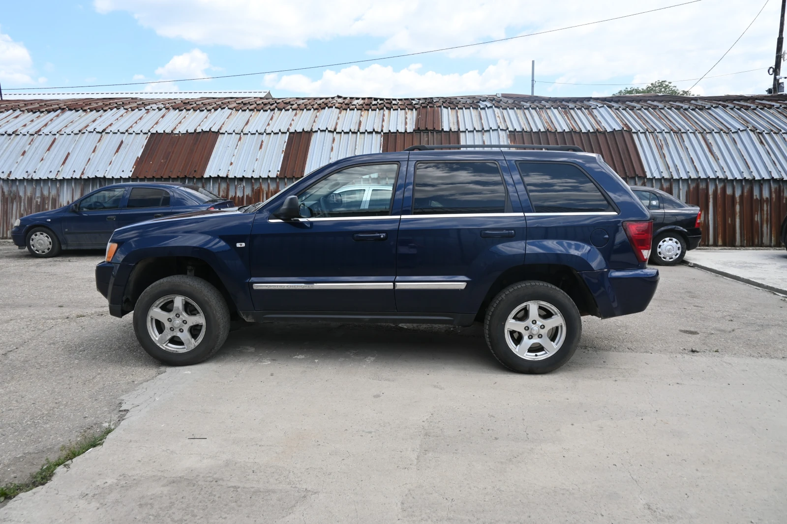 Jeep Grand cherokee ТОП СЪСТОЯНИЕ, снимка 3 - Автомобили и джипове - 55801637