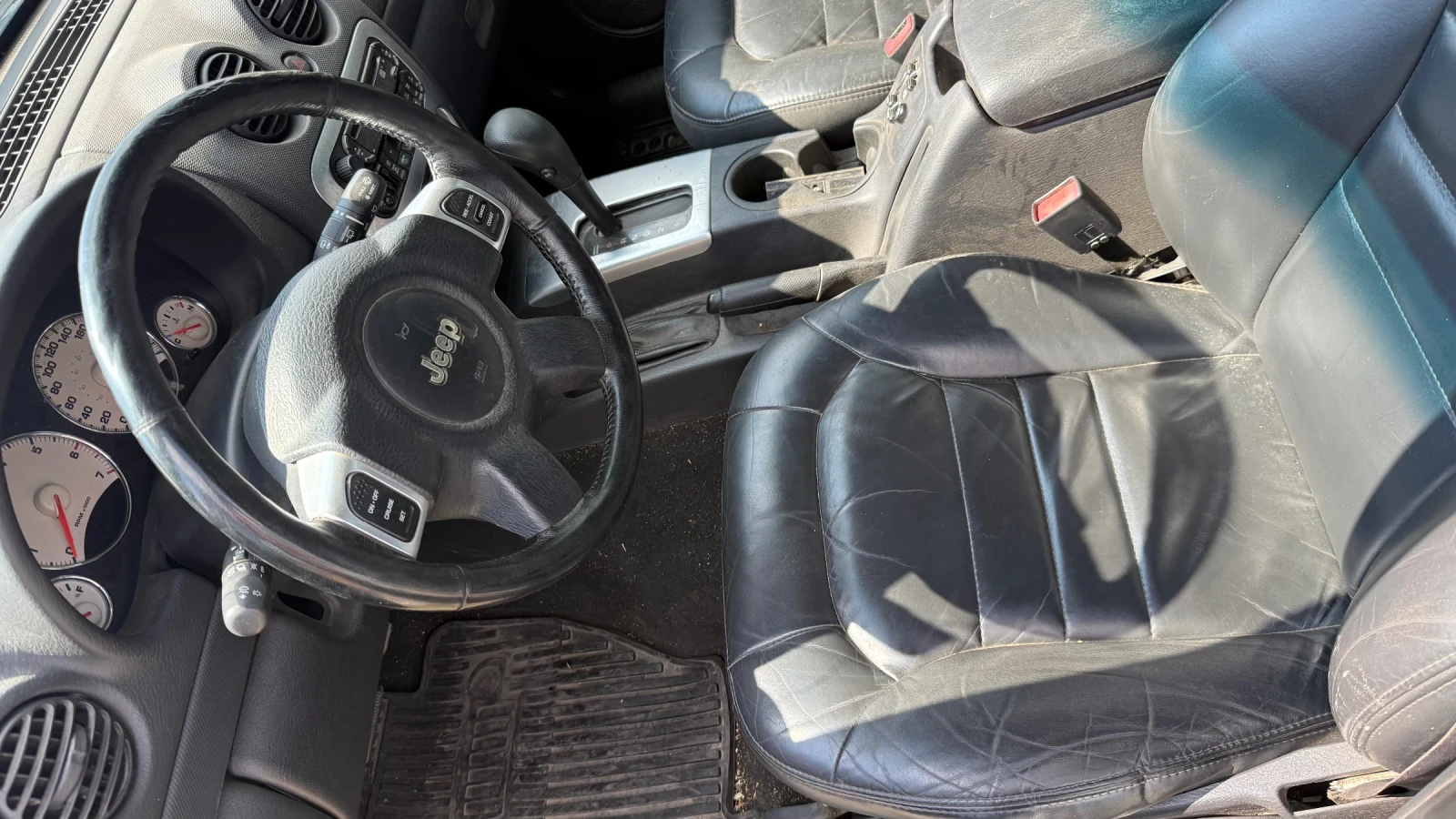 Jeep Cherokee 3.7i  за части, снимка 5 - Автомобили и джипове - 56139197