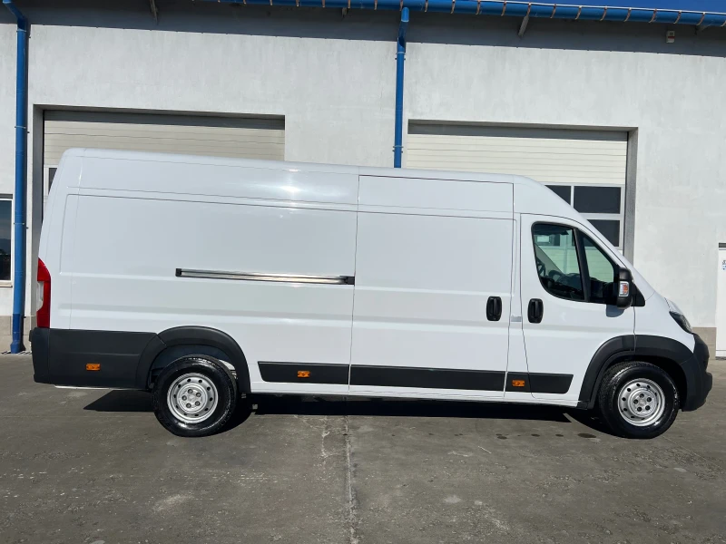 Peugeot Boxer 2022г / L4H2 - Дълга база / Климатроник, снимка 8 - Бусове и автобуси - 53259663