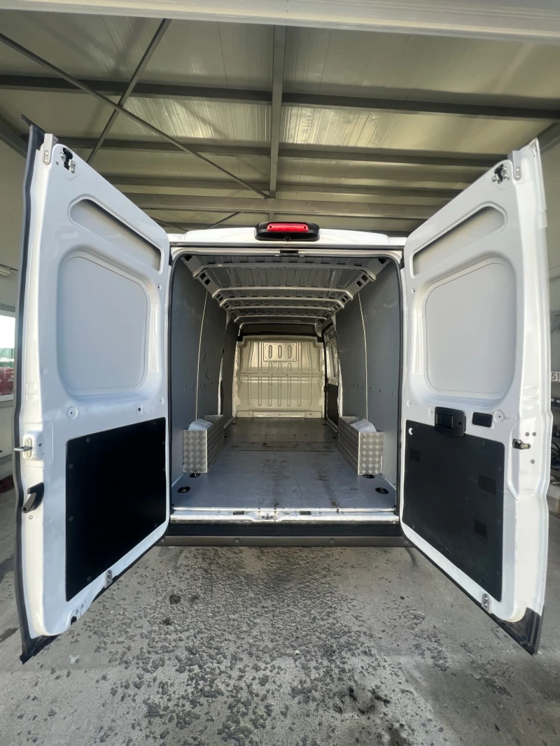 Peugeot Boxer 2022г / L4H2 - Дълга база / Климатроник, снимка 11 - Бусове и автобуси - 53259663