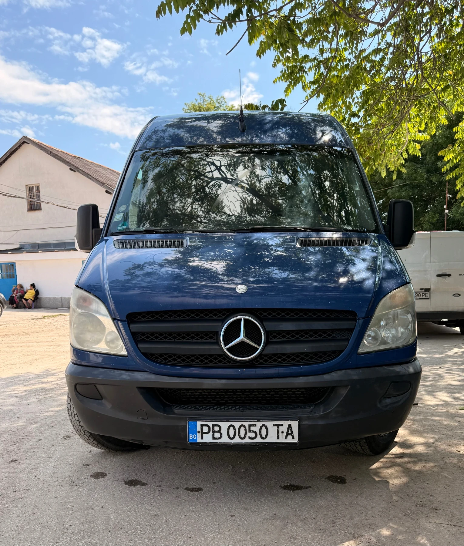 Mercedes-Benz Sprinter 318