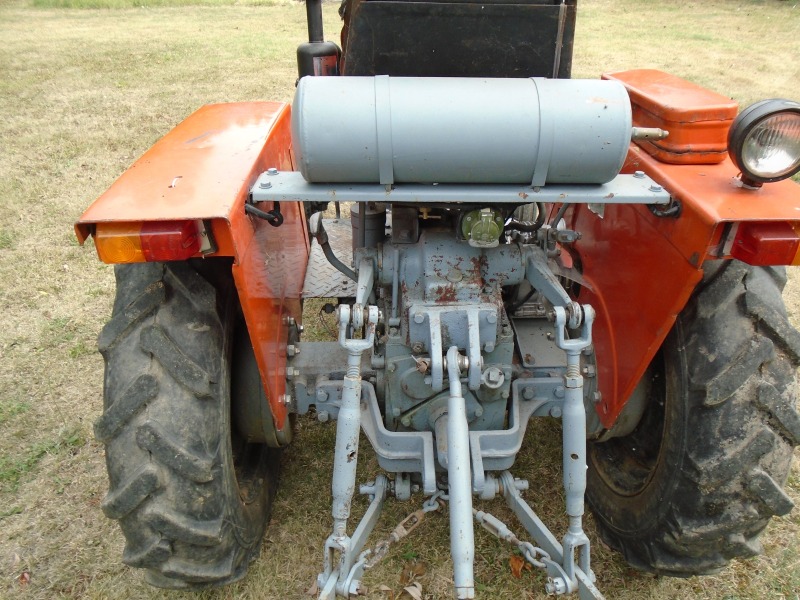 Трактор Heibei 180, снимка 4 - Селскостопанска техника - 46335713