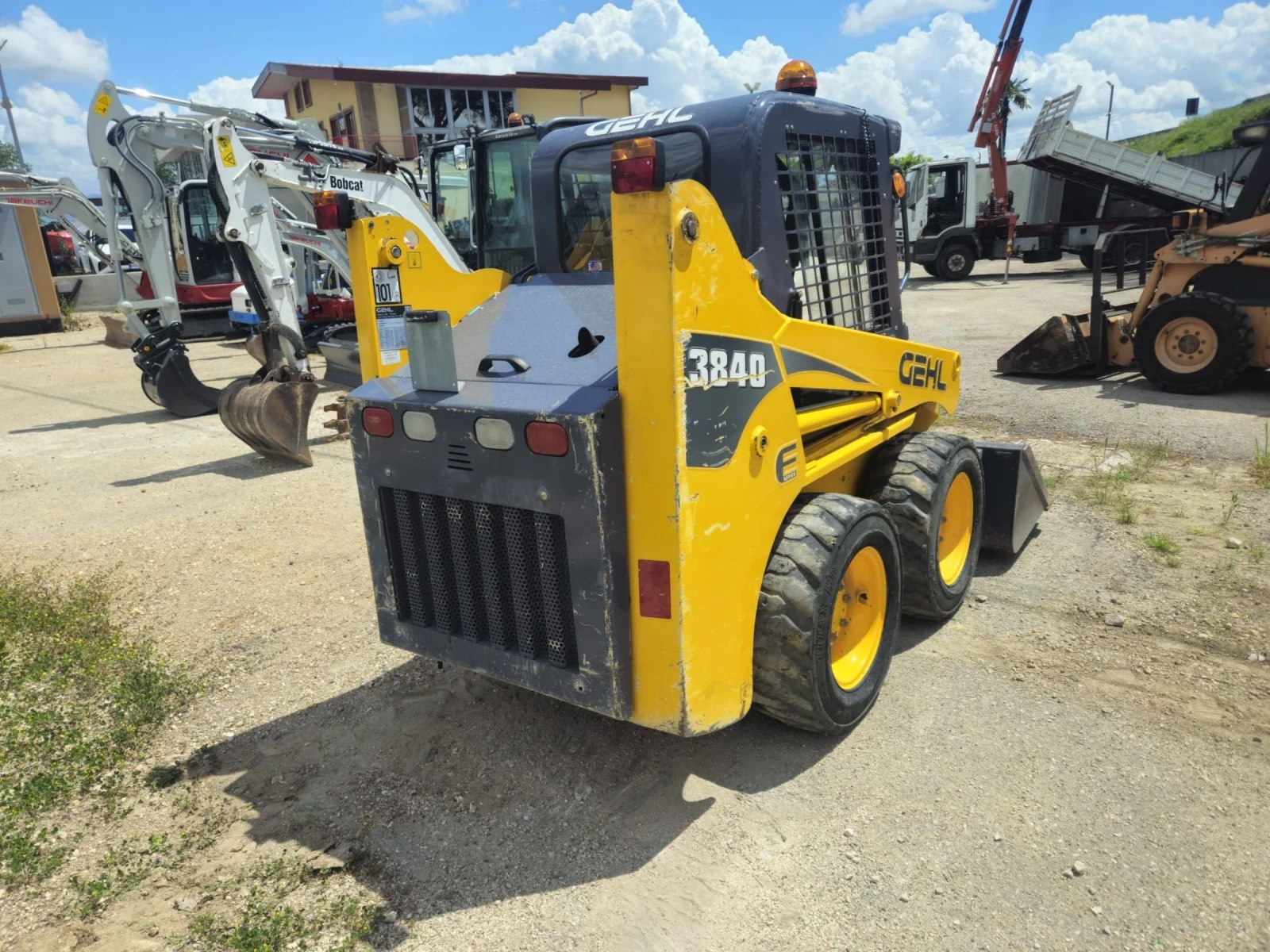 Мини челни товарачи GEHL 3840-290ЧАСА.!!! ТОП !!! - изображение 5