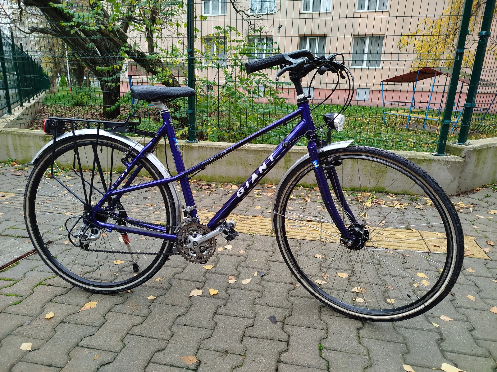  Giant Custom 28      | Mobile.bg   1