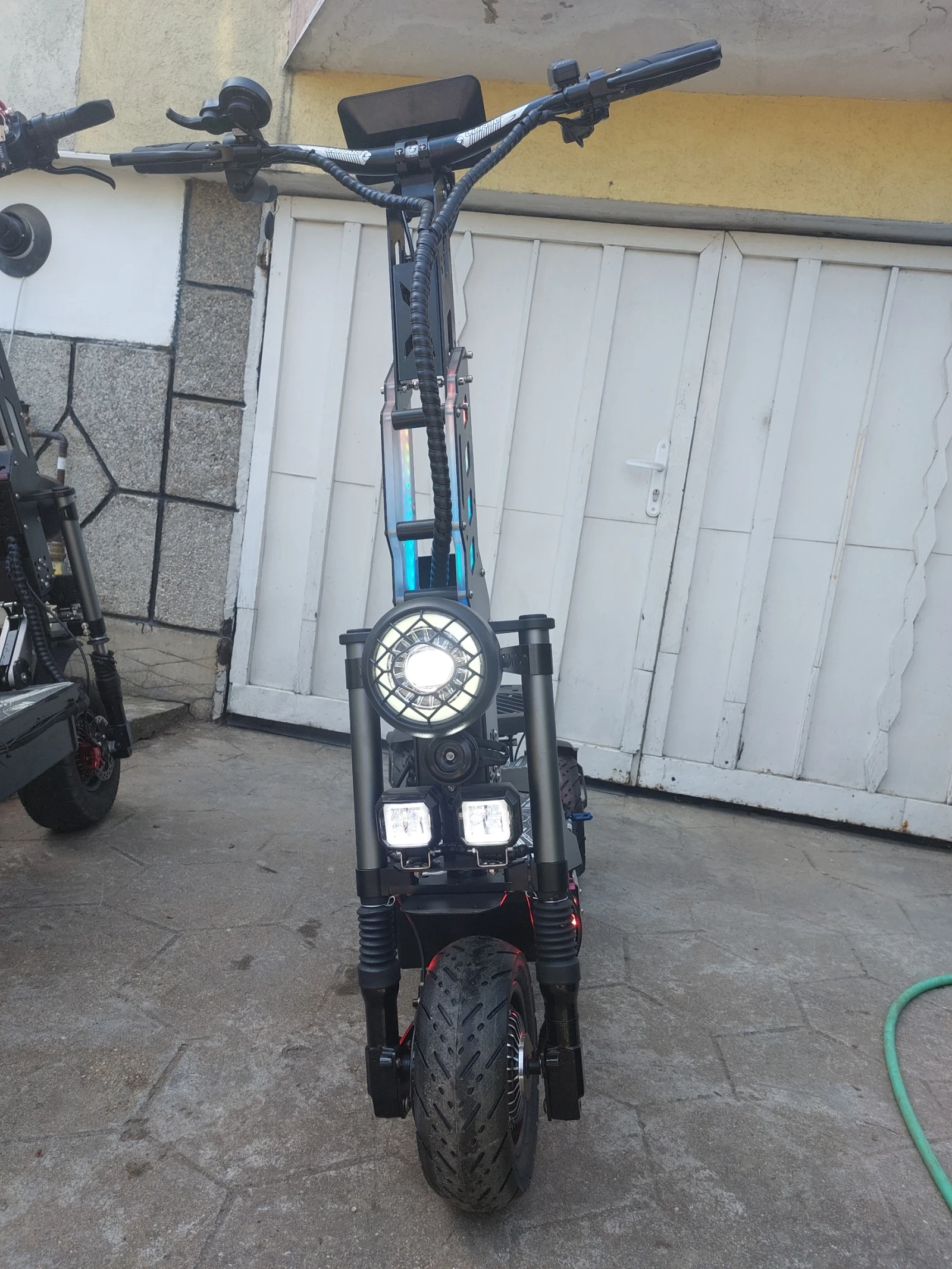 ���������� Canada P08 | Mobile.bg � ����������� 8