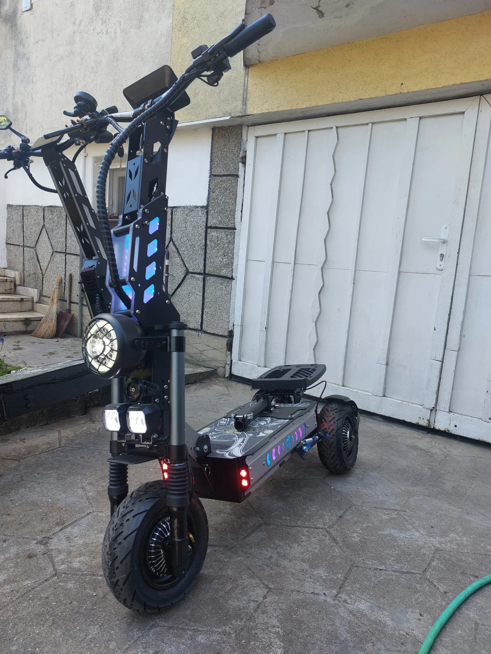 ���������� Canada P08 | Mobile.bg � ����������� 2