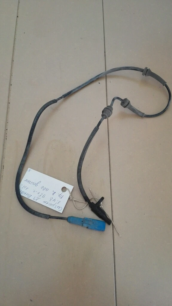 Абс датчик преден десен Ситроен Ц3 Пикасо 1.4Б