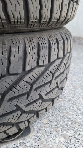 Гуми Зимни 205/55R16, снимка 11