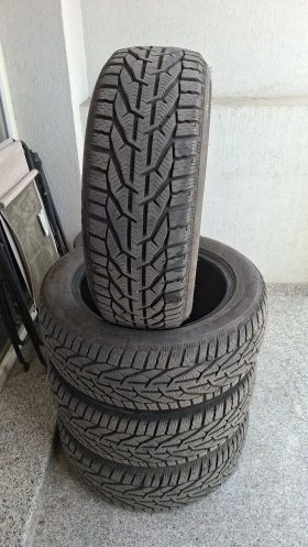 Гуми Зимни 205/55R16, снимка 1