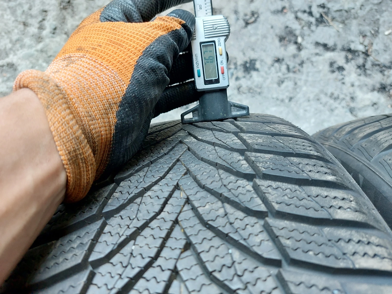 ���� 225/50R17 | Mobile.bg � ����������� 4