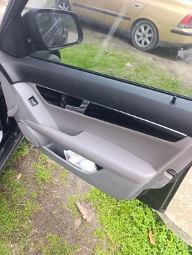 Mercedes-Benz C 220 OMB646, снимка 6
