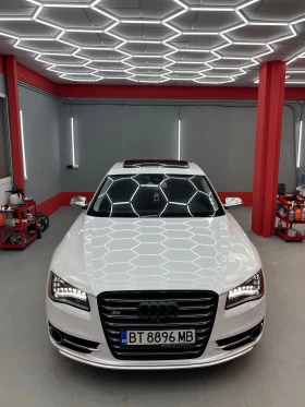 Audi S8, снимка 1