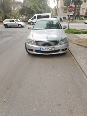 Mercedes-Benz 200 2.0, снимка 1