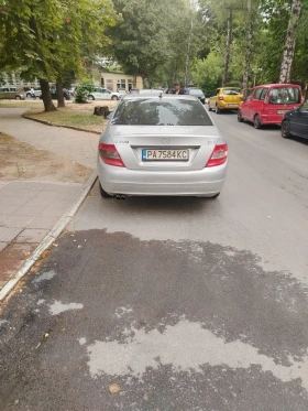 Mercedes-Benz 200 2.0, снимка 3
