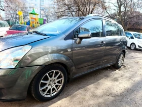 Toyota Corolla verso, снимка 1