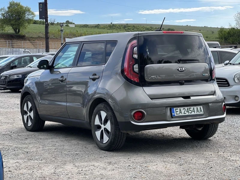 Kia Soul, снимка 8 - Автомобили и джипове - 39673379