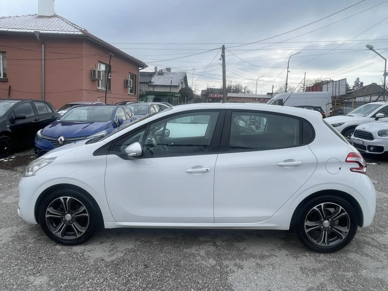 Peugeot 208 1.4HDi-ALURE-ЛИЗИНГ, снимка 8 - Автомобили и джипове - 48494091