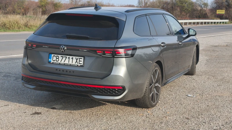 VW Passat Variant R Line 2.0TFSI-4motion, Navi, Cam, 360, снимка 6 - Автомобили и джипове - 51940167