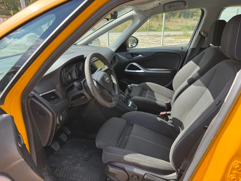 Opel Zafira 1.6CDTI, снимка 9 - Автомобили и джипове - 52012744