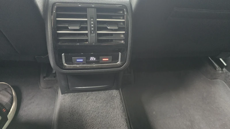 VW Passat 2.0, снимка 15 - Автомобили и джипове - 52253803