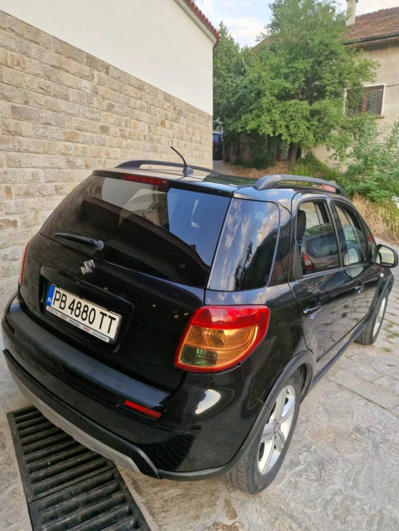 Suzuki SX4, снимка 5 - Автомобили и джипове - 52643712
