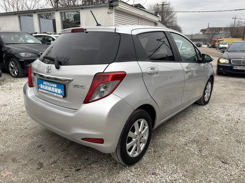Toyota Yaris 1.3 VVTi-100 к.с., снимка 5 - Автомобили и джипове - 53053906