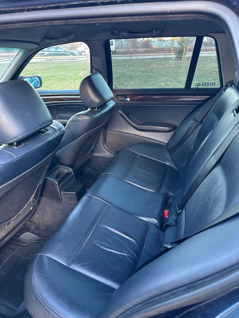 BMW 330, снимка 9 - Автомобили и джипове - 53111483