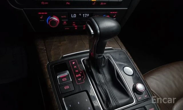 Audi A7 3.0 TDI Quattro Dynamic | HEAD-UP | ЗАДНА КАМЕРА, снимка 8 - Автомобили и джипове - 53981135